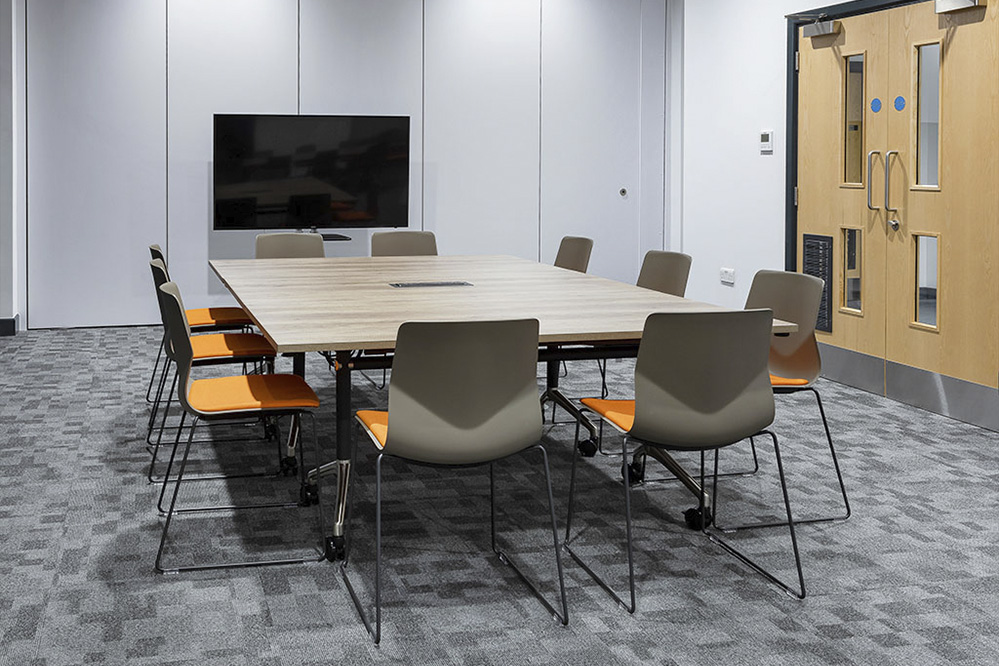 Flexible-Office-Furniture-Solutions